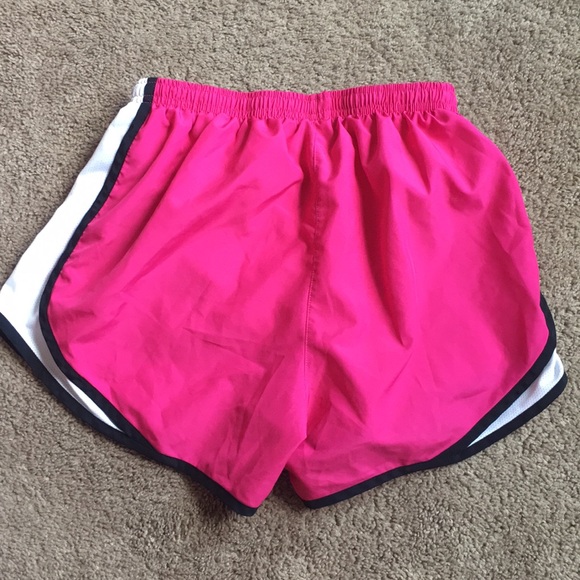 Nike shorts - Picture 2 of 4